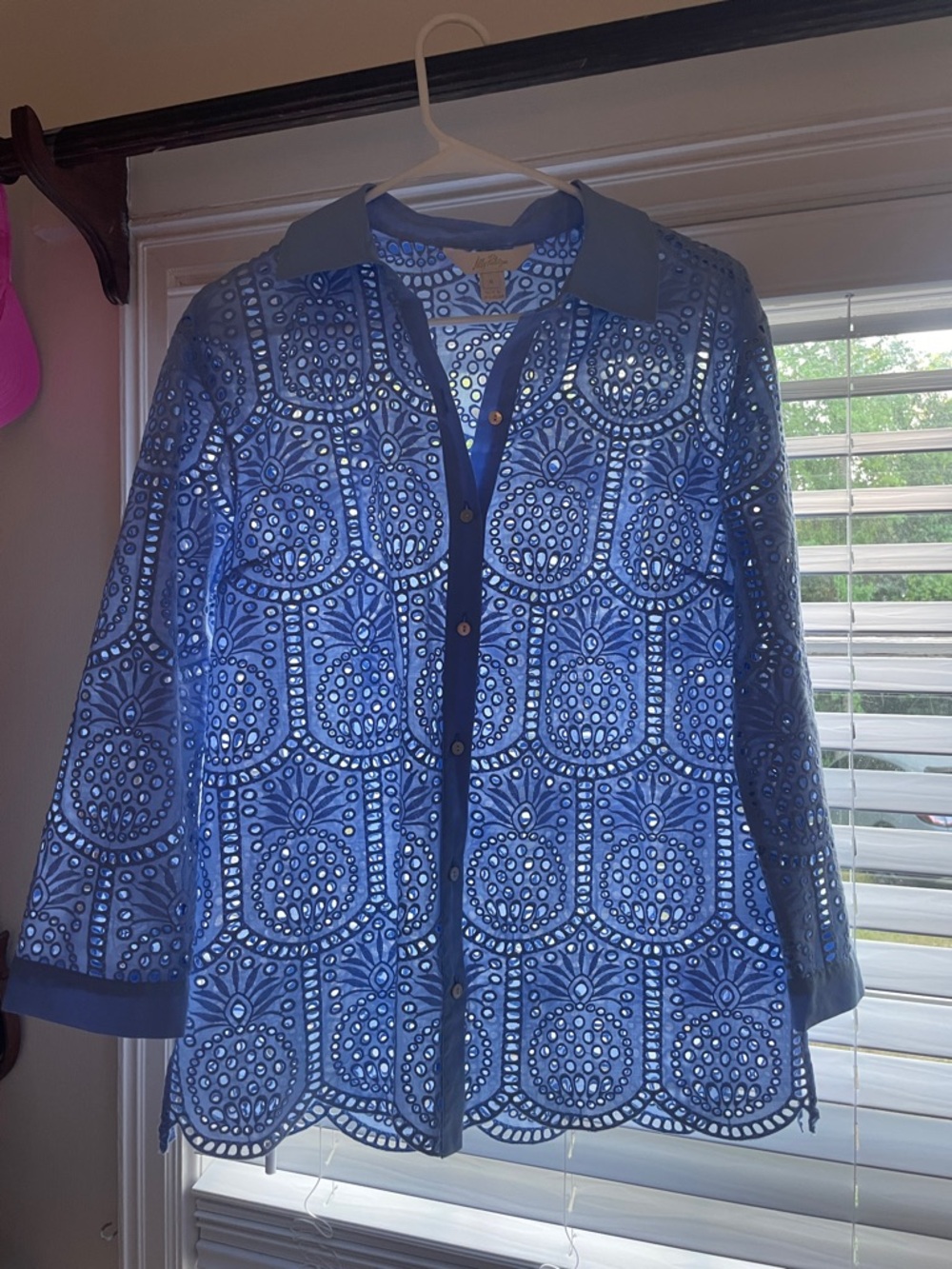 Lily Pulitzer blue eyelet top